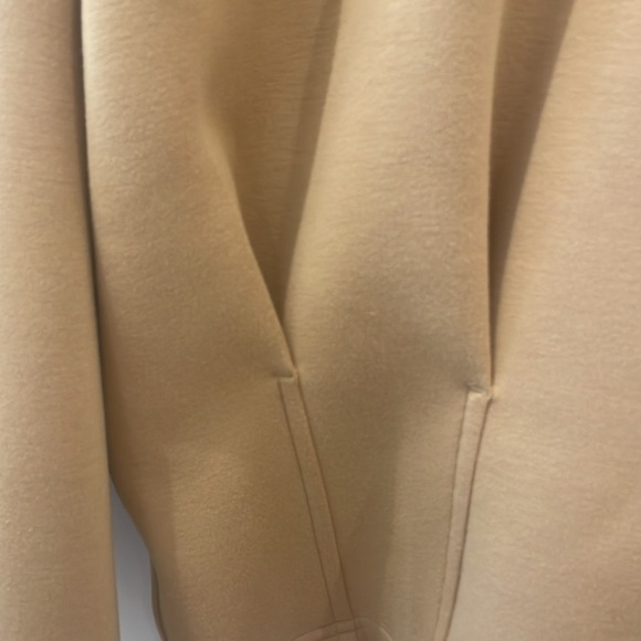 Lululemon Gathered Waist Crew Pullover—Pecan Tan—Oversized—Excellent Condition! - Picture 3 of 5
